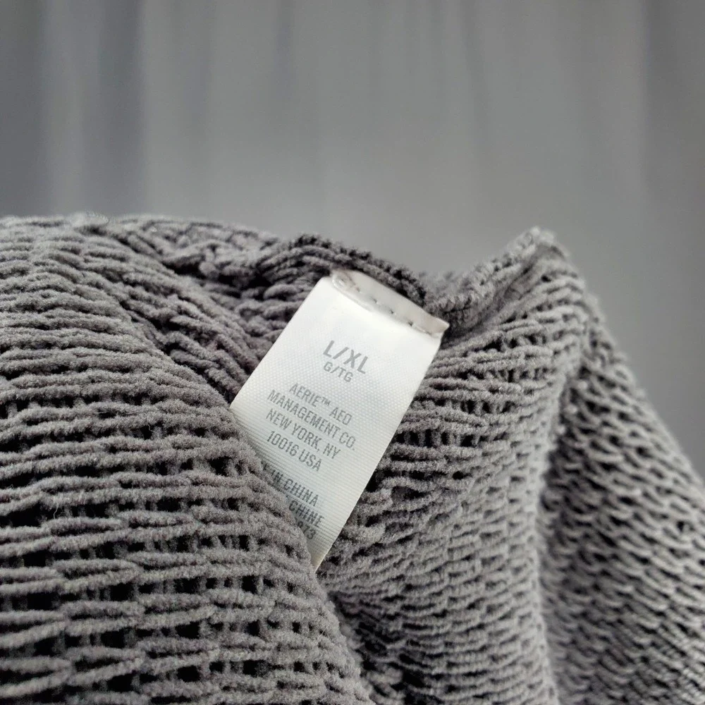Aerie Hoodie Cape Cardigan Women L/XL Gray‎ Chenille Chunky Open Front Pocket